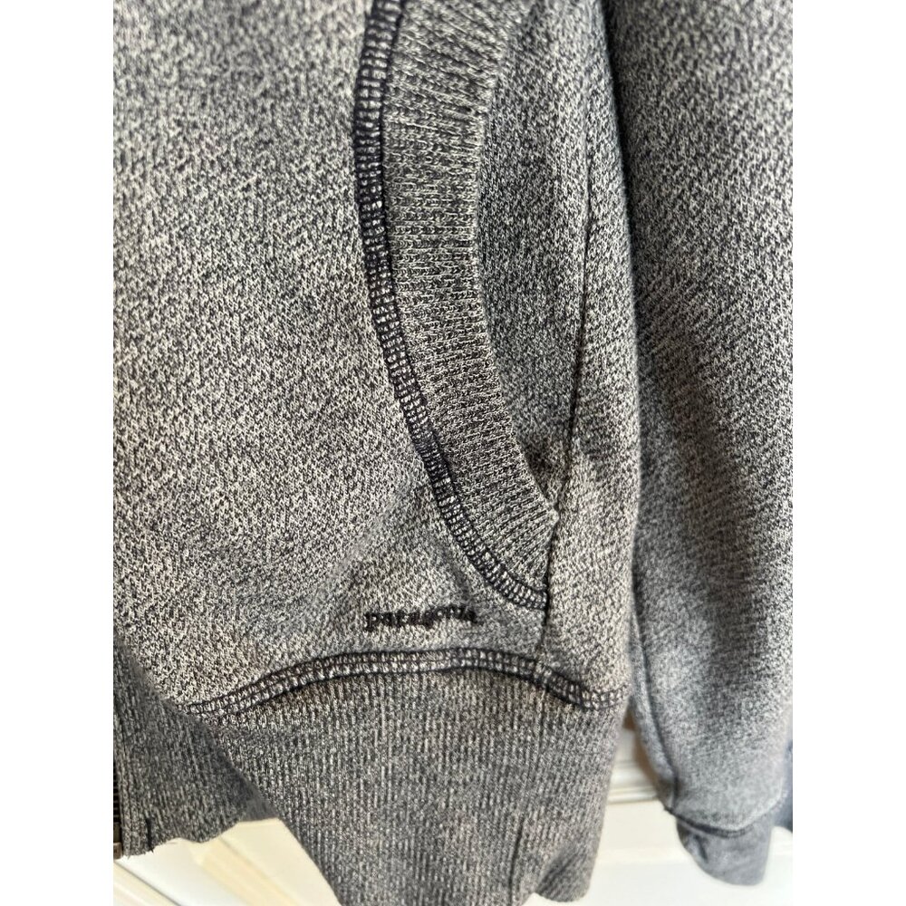 Patagonia Women’s Cloud Stack Full Zip Hoodie Siz… - image 3